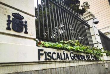 Entregando Carta en Fiscalía